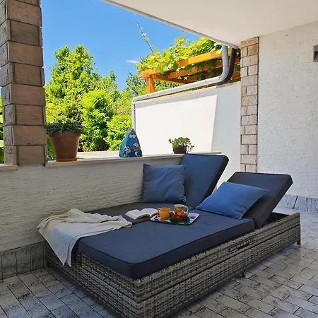 Sunny House * זמברטיה