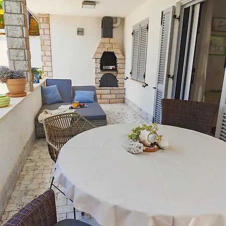 דירה Sunny House זמברטיה